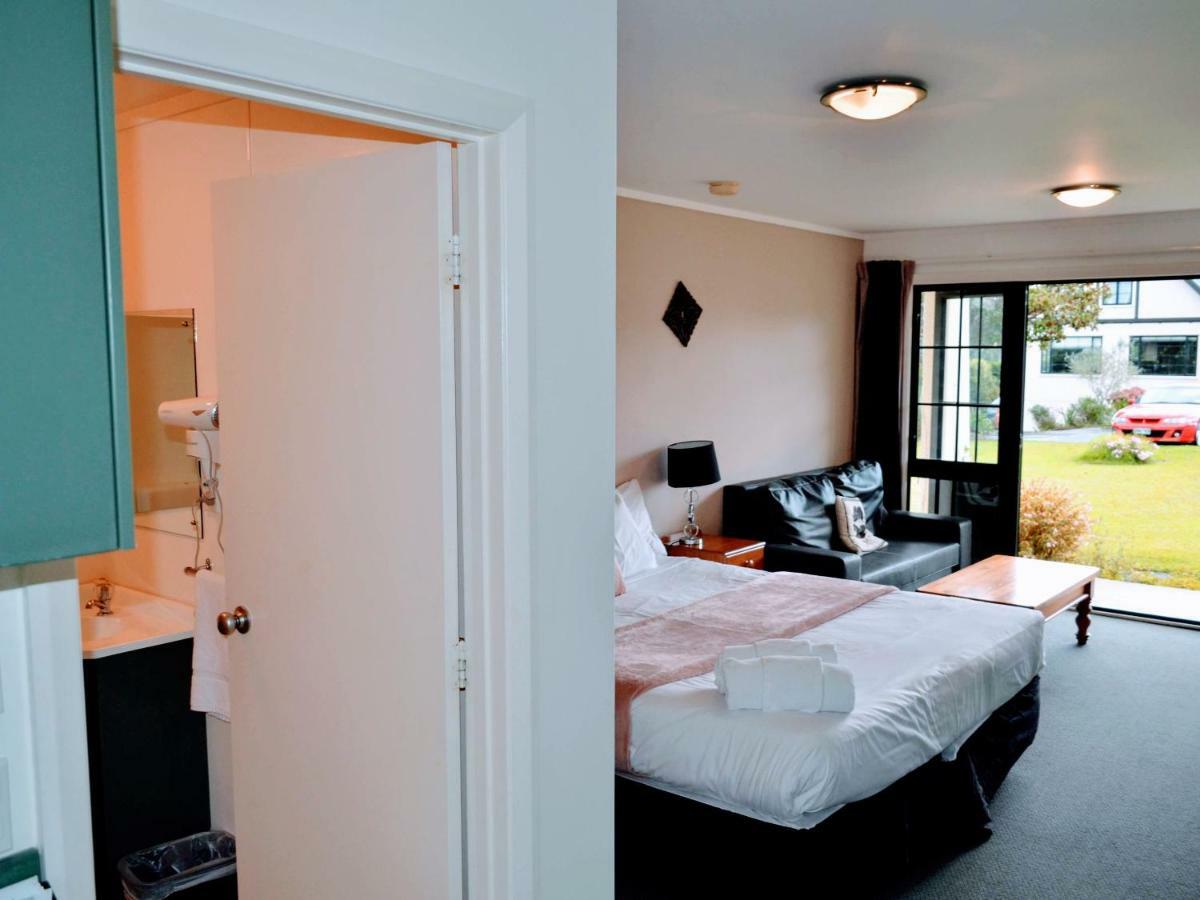 Salty Dog Inn Snells Beach Экстерьер фото
