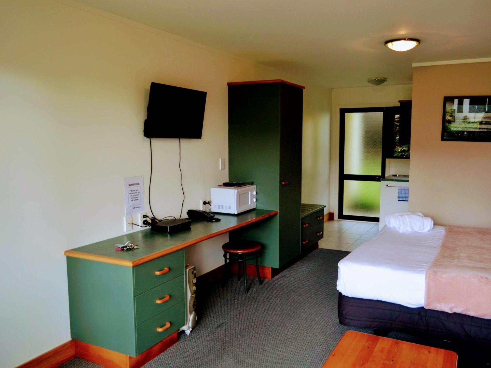 Salty Dog Inn Snells Beach Экстерьер фото