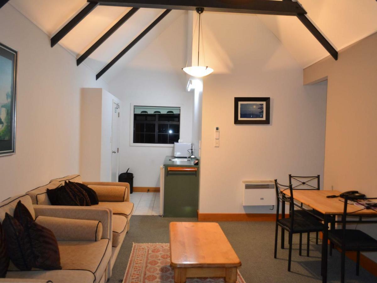 Salty Dog Inn Snells Beach Экстерьер фото