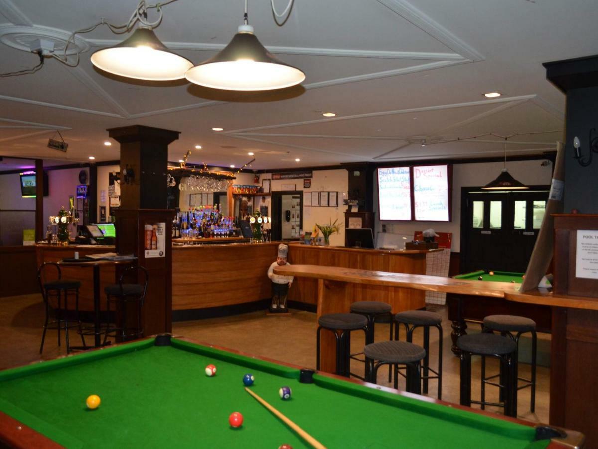 Salty Dog Inn Snells Beach Экстерьер фото