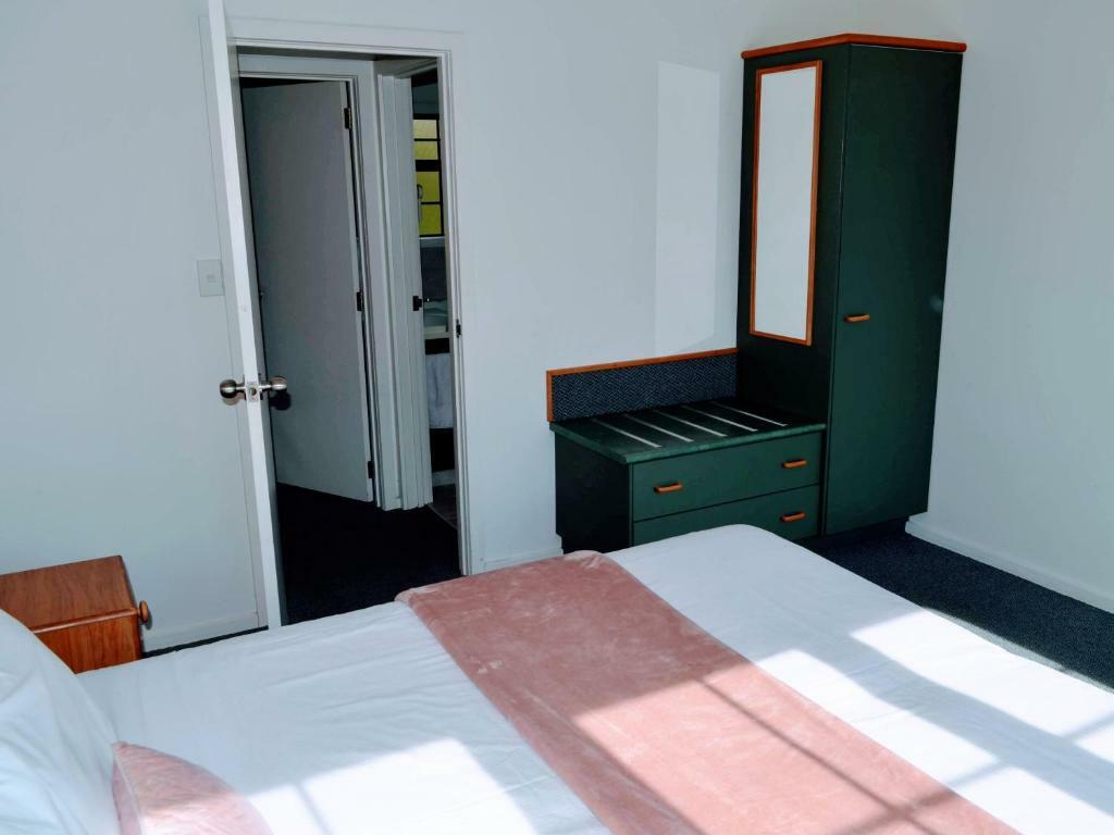 Salty Dog Inn Snells Beach Экстерьер фото